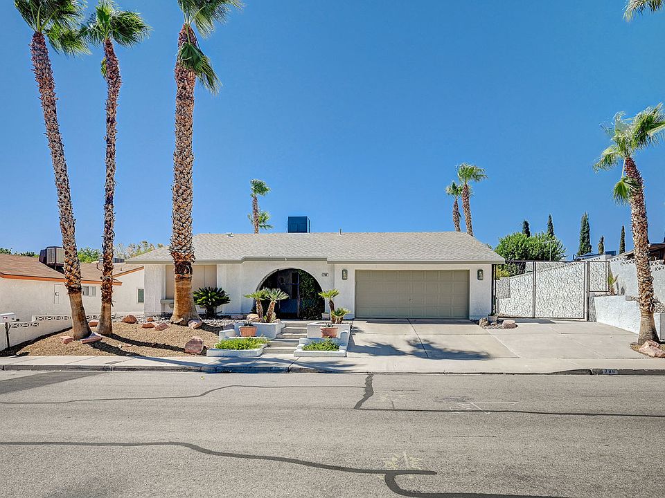 1st image of 788 Sandra Dr