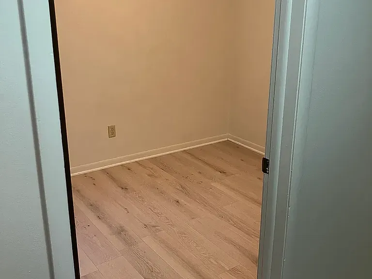 6807 Wildwood Ct — Photo 9