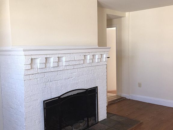2nd image of 20 Delaware Ave APT 1