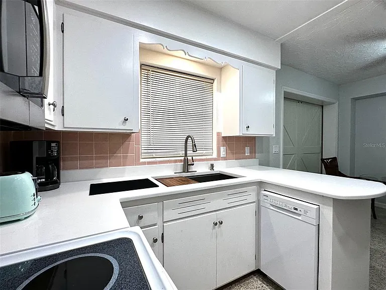 3605 Iroquois Ave — Photo 13