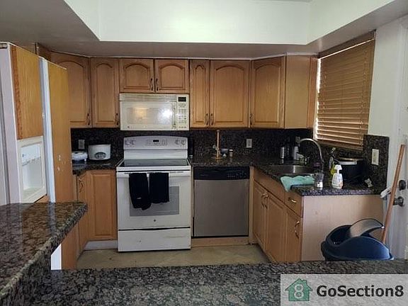 3rd image of 11930 NE 19th Dr APT 23