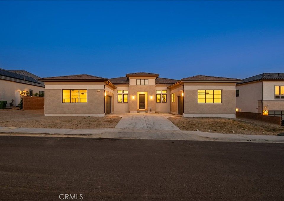 1st image of 12060 Red Hawk Ln