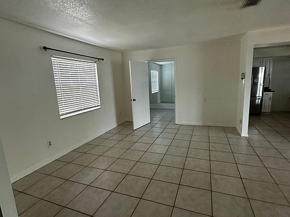 3rd image of 11706 Oban Ave