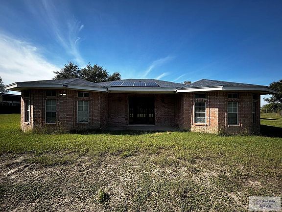 3rd image of 32448 Lydia George St