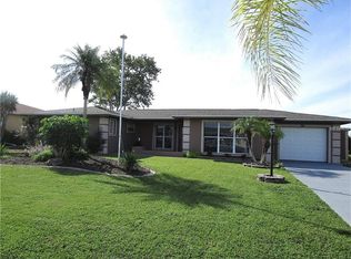 26 Oakland Hills Ct, Rotonda West, FL 33947