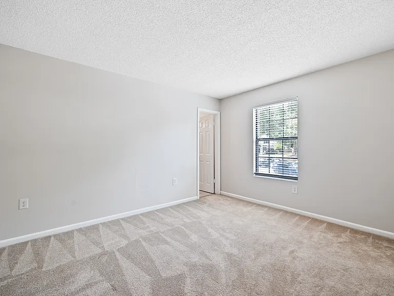 7630 Falcon Rest Cir — Photo 27
