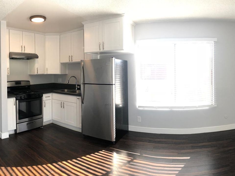 2nd image of 1911 W 2nd St APT 20