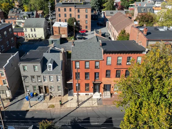 225-231 E King St, Lancaster, PA 17602