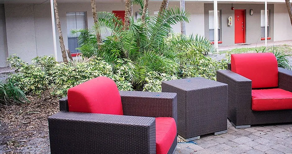 Promenade At Belleair Apartments — Photo 3
