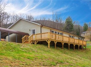 27 Slick Rock Rd, Leicester, NC 28748