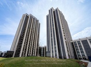 9075 Jane St #1903, Vaughan, ON L4K 4L8