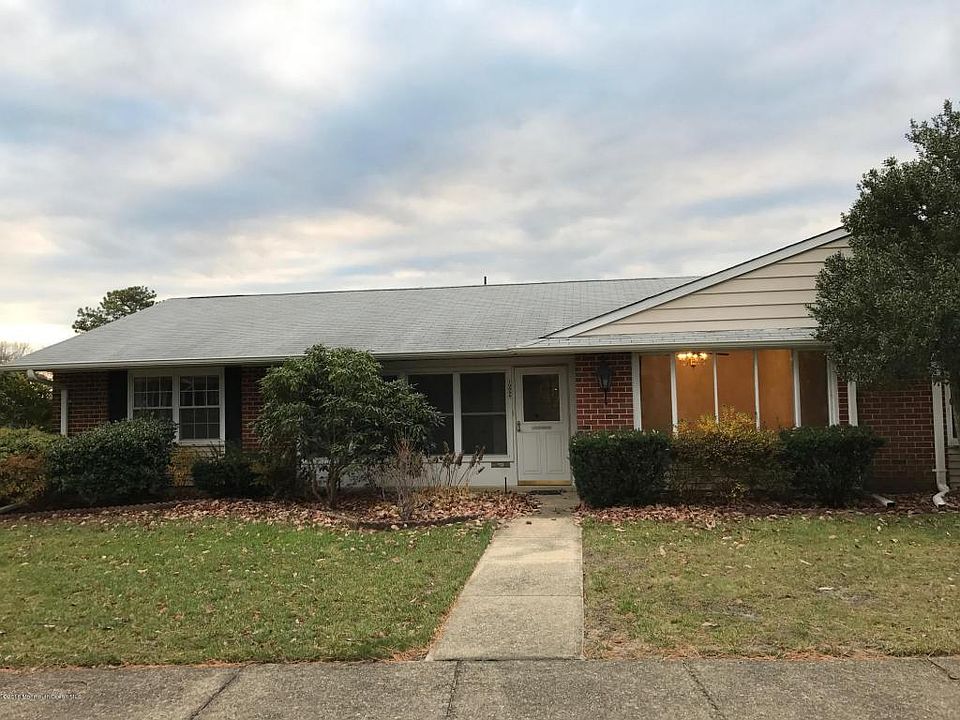 1st image of 1095B Argyll Cir #100B