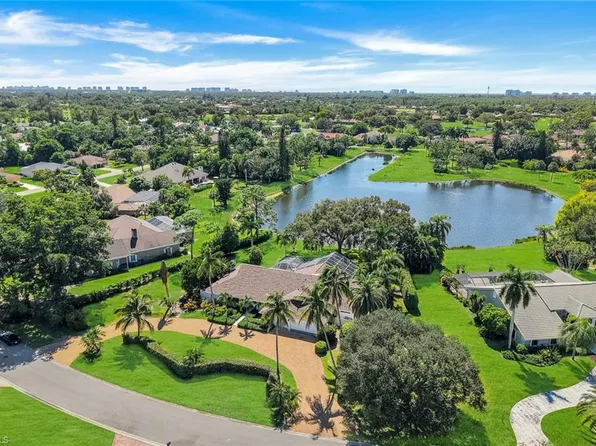 1924 Empress CT, NAPLES, FL 34110