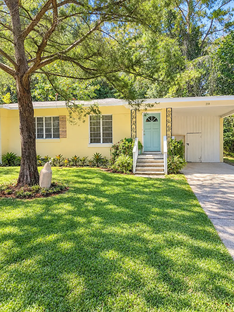 3 BR House Walking Distance to FSU! Available Fall 2027 — Photo 1