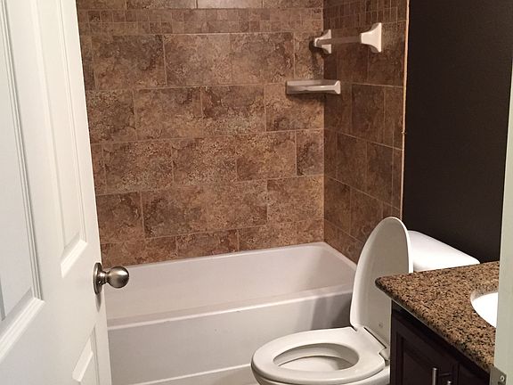 5th image of 10516 Waterview Ct