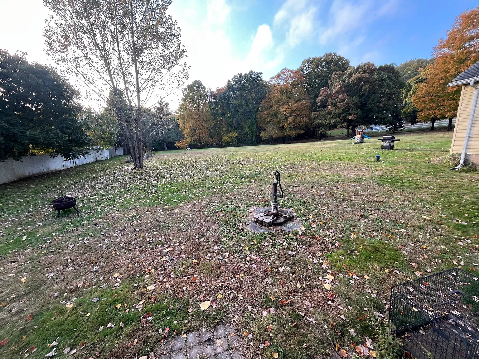 2 bed, 800 sqft, $2,200 — Photo 3