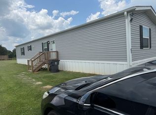 2000 Paisley Dr, Haw River, NC 27258