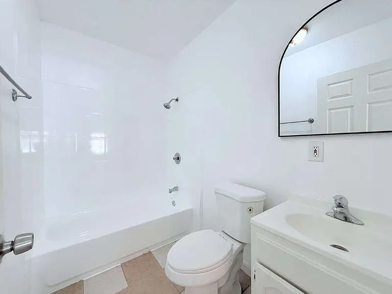 8462 Zamora Ave — Photo 5
