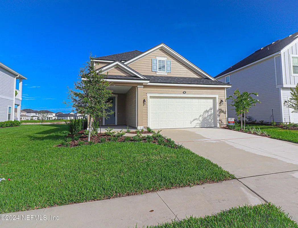 4 bed, 3.0 bath, 2100 sqft, $3,300 — Photo 2