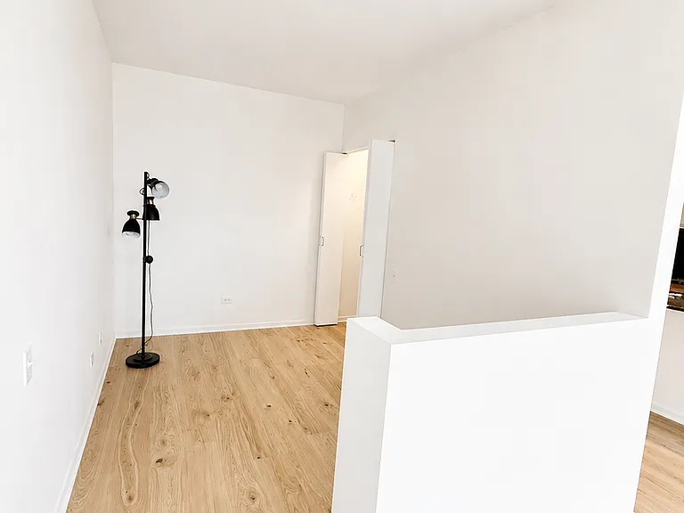 210 S Desplaines St #1006 — Photo 7