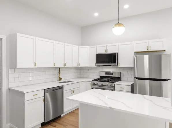 531 E 5th St #1A, Boston, MA 02127