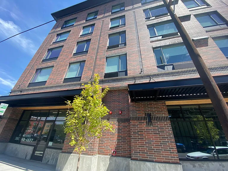 Market Flats Apartment Building — Photo 21