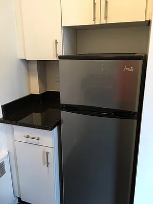 Rented by Solil Management | media 6