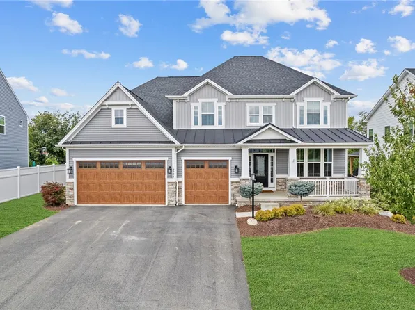 3994 Overview Dr, Canonsburg, PA 15317