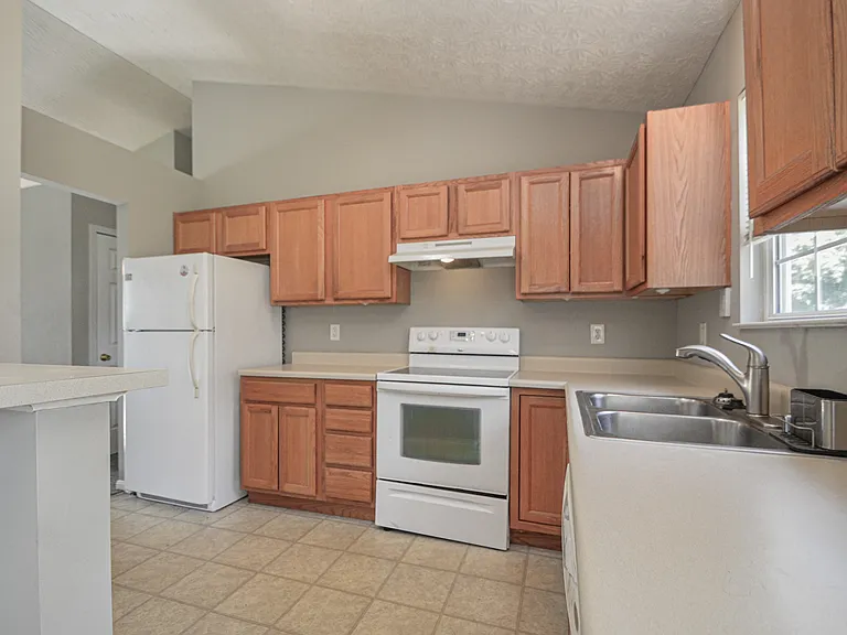 2691 Mary Jane Ct — Photo 11