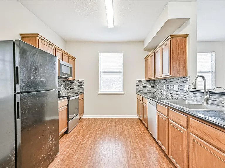 4714 Montclair Hill Ln — Photo 14