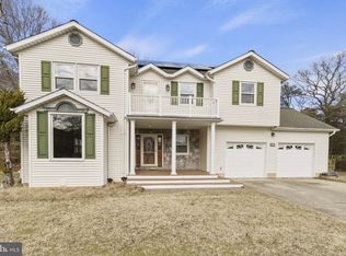 7875 Whites Cove Rd, Pasadena, MD 21122