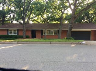 1304 Briarwood Blvd, Arlington, TX 76013