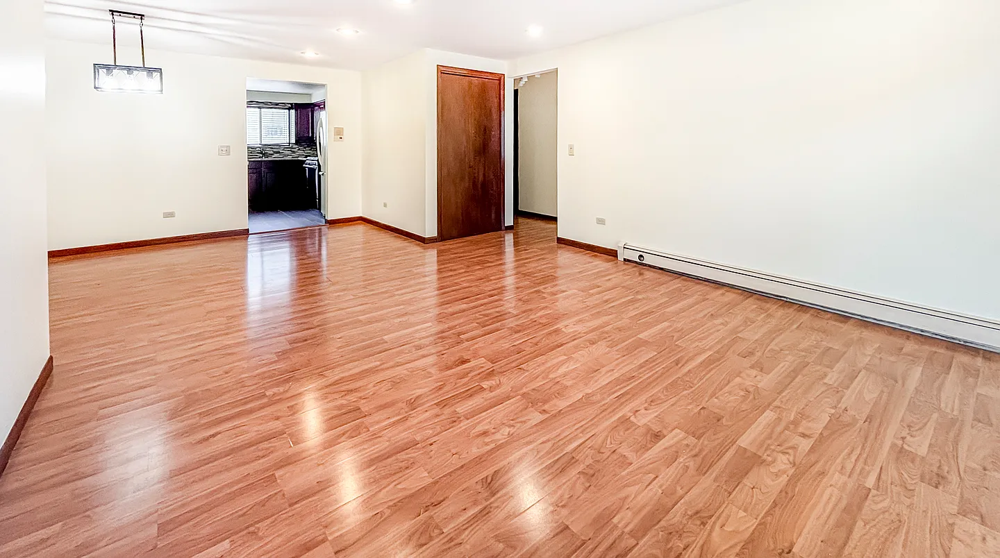 2 bed, 1.5 bath, 855 sqft, $2,000 — Photo 4