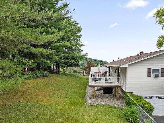3rd image of 4204 Cheryl Dr