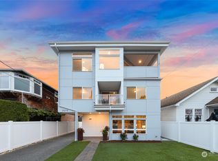 2539 56th Ave SW, Seattle, WA 98116