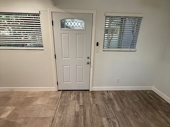 3rd image of 4885 Cole St #42