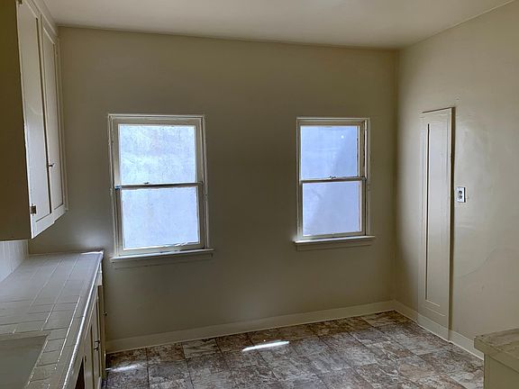 5th image of 354 E Cypress Ave #G7