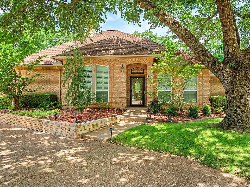 1st image of 2517 Chad Dr