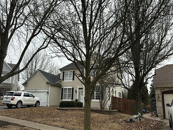 4th image of 802 Hedgerow Ct