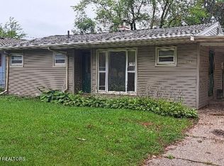 6009 Hughes Rd, Lansing, MI 48911