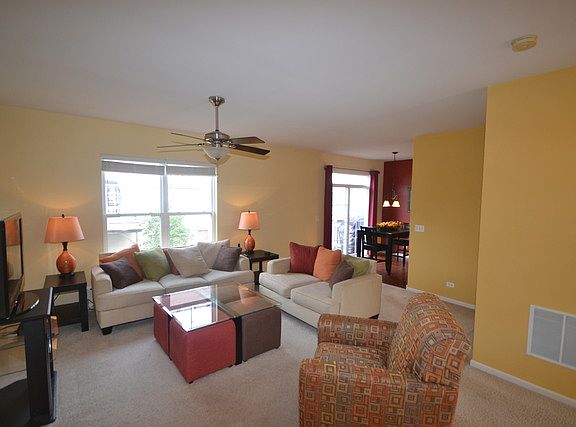 4th image of 682 Shoreline Dr #0