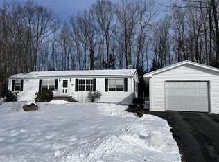 20 Buttercup Cir, Auburn, ME 04210
