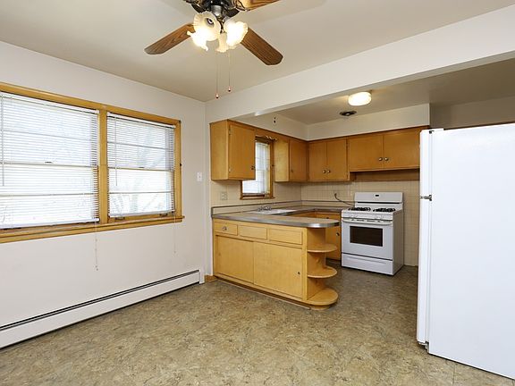 3rd image of 5363 N Central Ave #W3