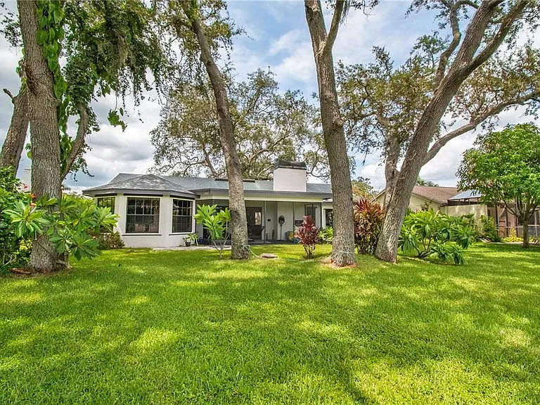 2906 Windridge Dr — Photo 37