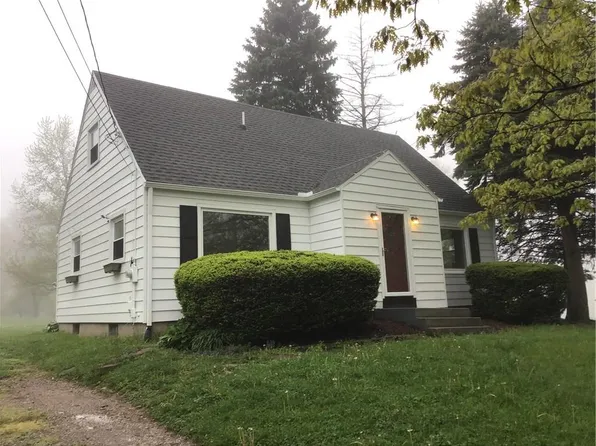 3244 Sterrettania Rd, Erie, PA 16506