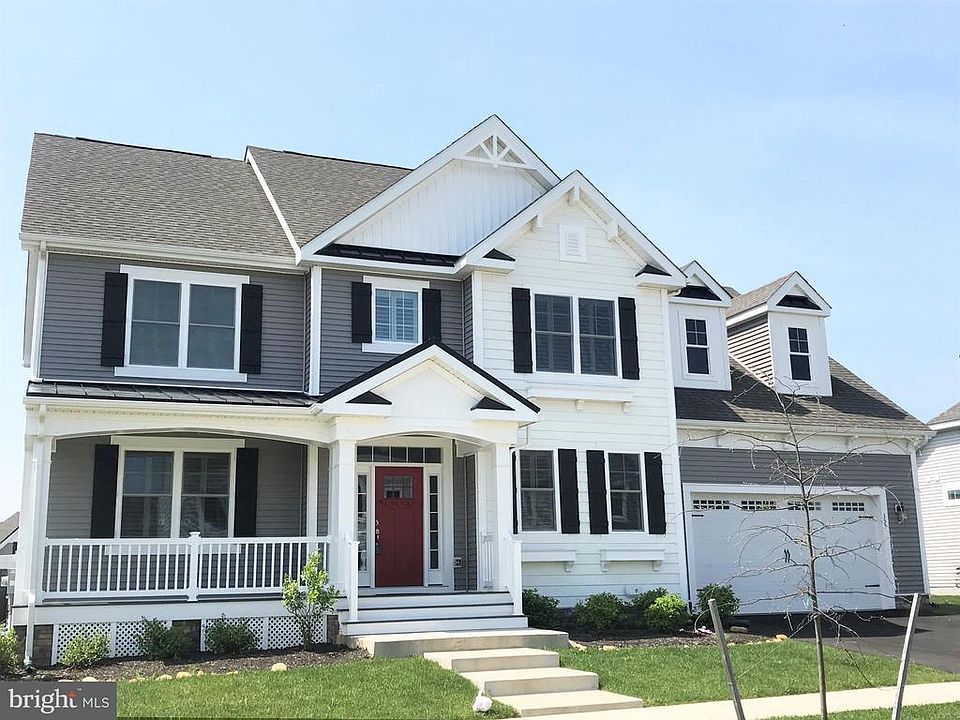 1st image of 355 Ellenwood Dr