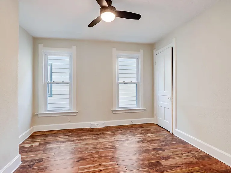 3330 N Fratney St — Photo 12