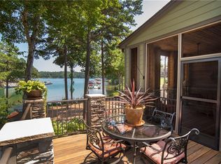 225 Hidden Shores Ln, West Union, SC 29696