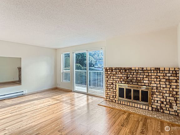 2nd image of 18532 52nd Avenue W #E1