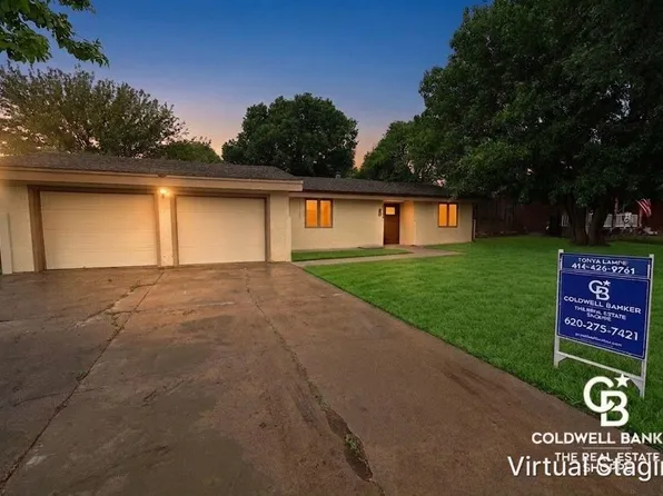 1524 Harvest Ln, Garden City, KS 67846